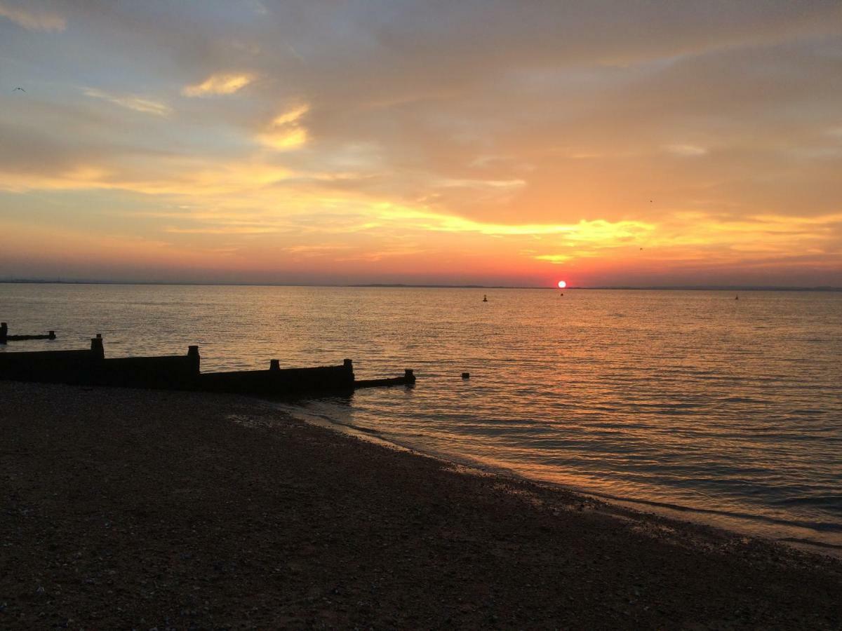 Вілла Whitstable Tree House Retreat Екстер'єр фото